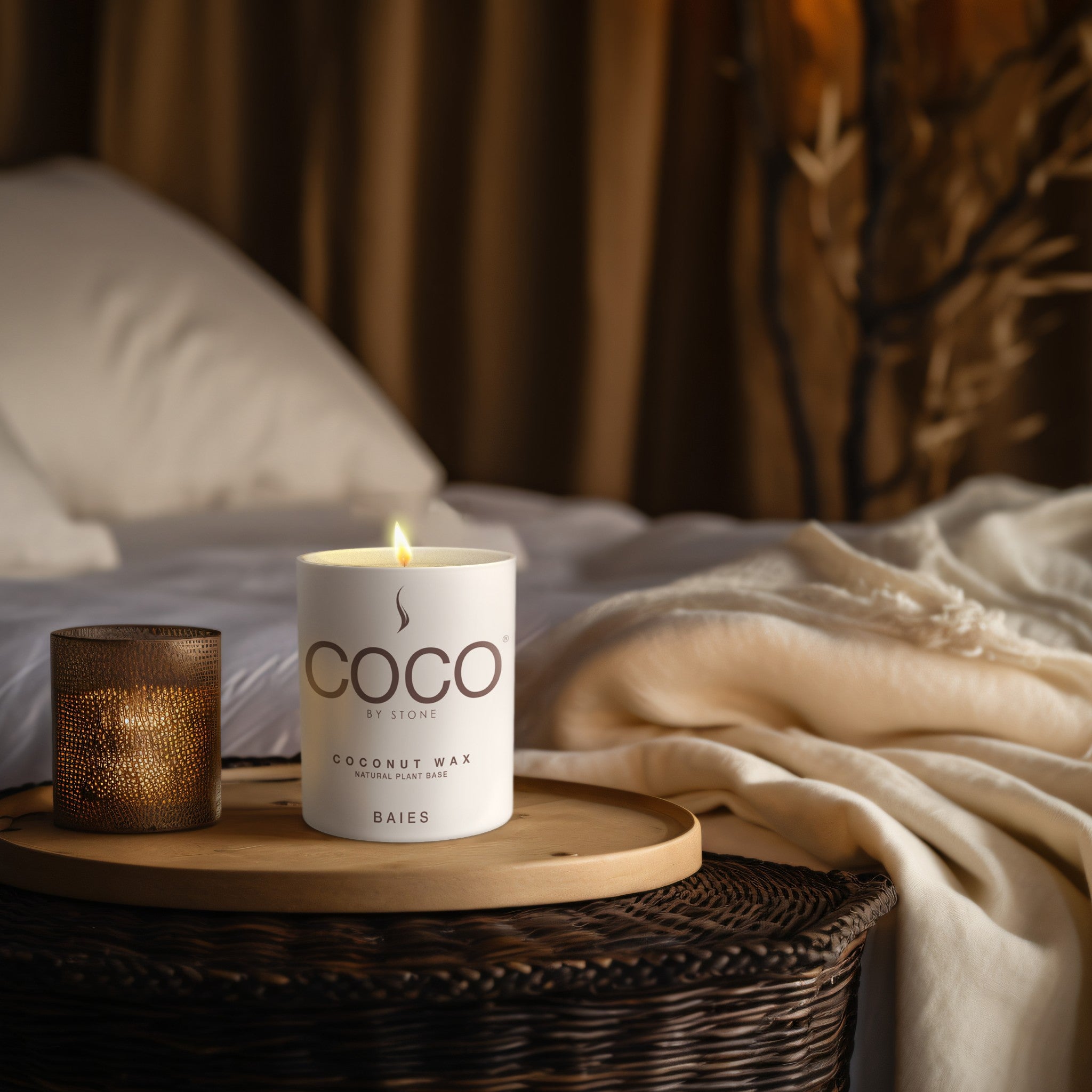 Baies Natural Coconut Apricot Wax Candle
