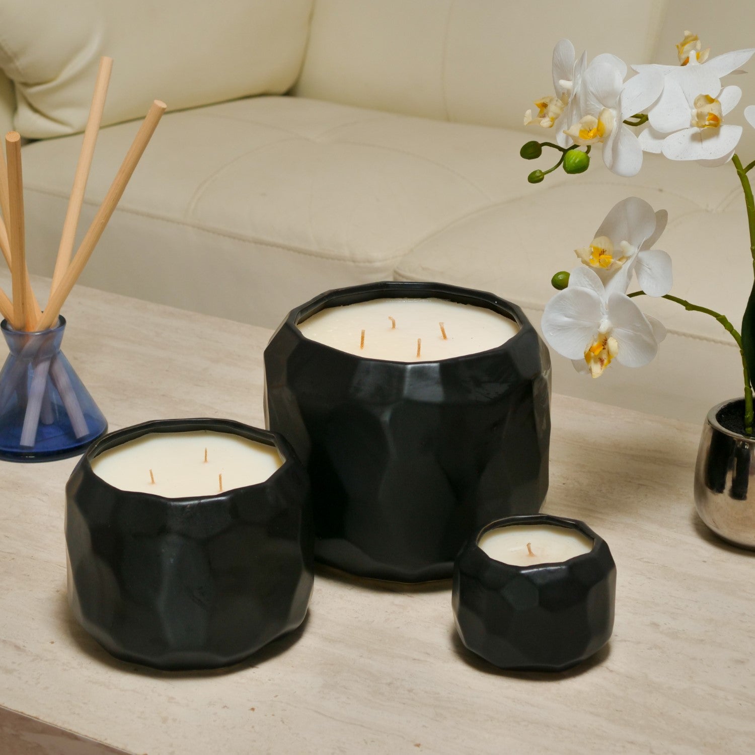 Stonecandles-Decor-Black-Discover-Pot-2-Group