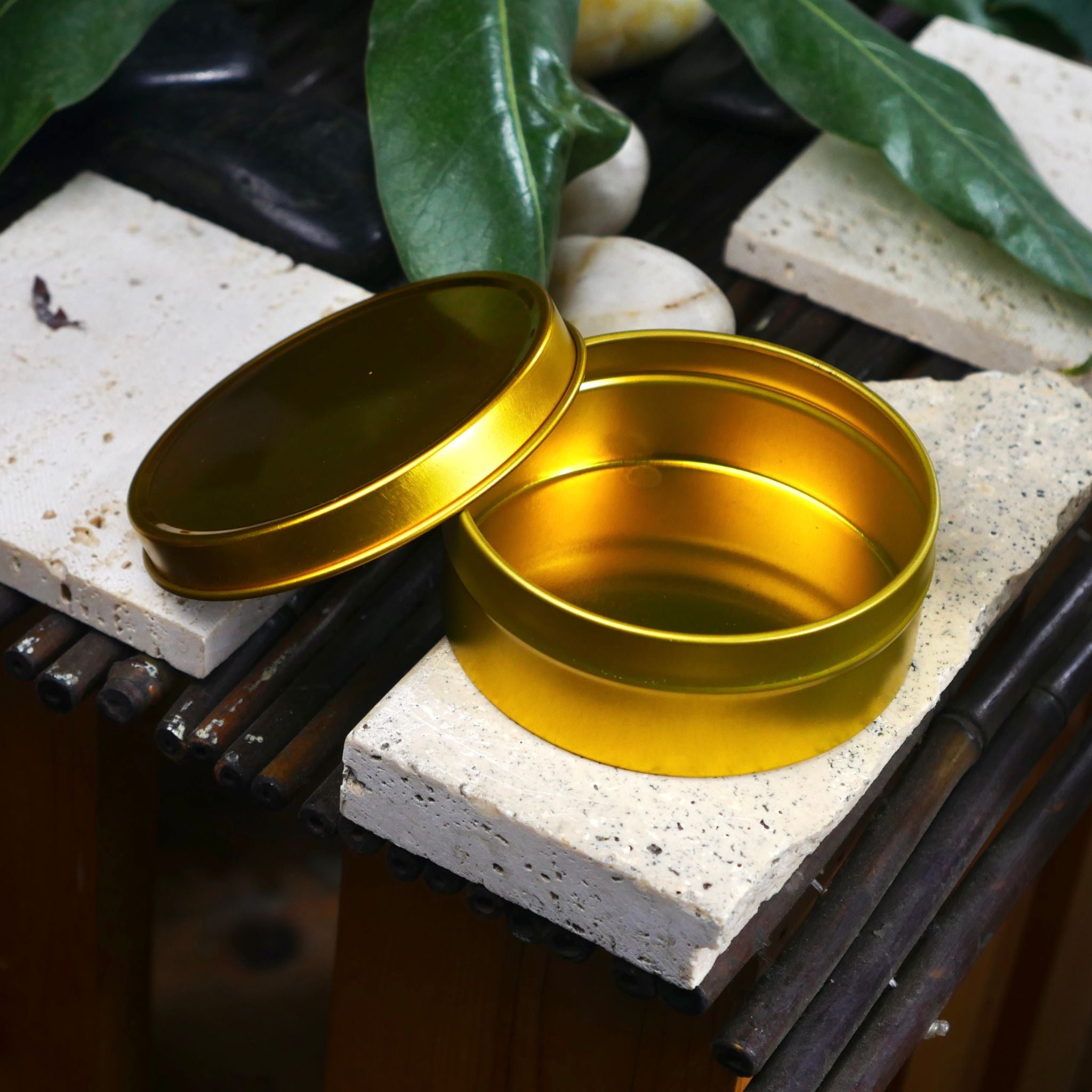 Stonecandles-Supplies-Shallow-Vessel-4oz-Gold-1 #color_Gold